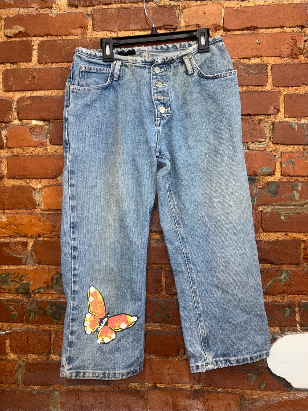 Vintage Y2K No Boundaries Butterfly Detailed Button Fly Denim Capris Size 7